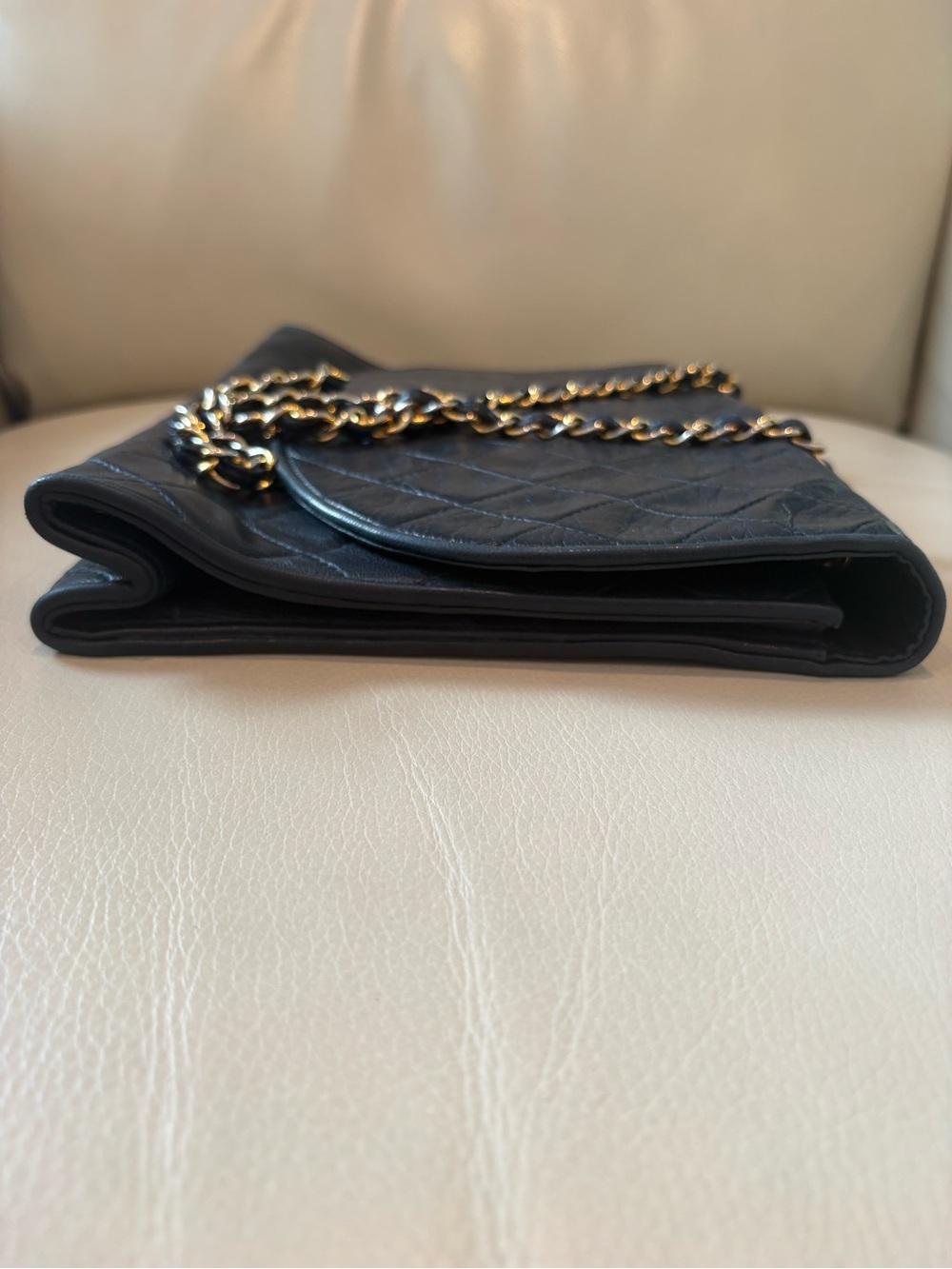 CHANEL Vintage Navy Blue Leather Shoulder Bag with Gold Chain and Tassel w COA - Picture 13 of 16